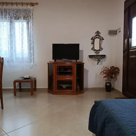 Apartmán Mary's Traditional Aigani